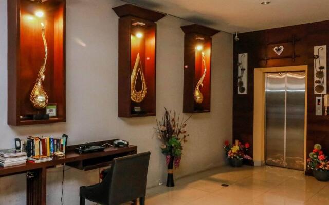 NIDA Rooms Patong Pearl Jung