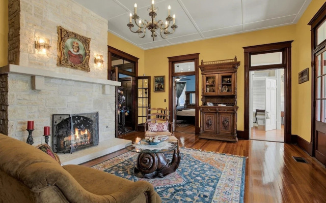 The Holekamp House Bed & Breakfast
