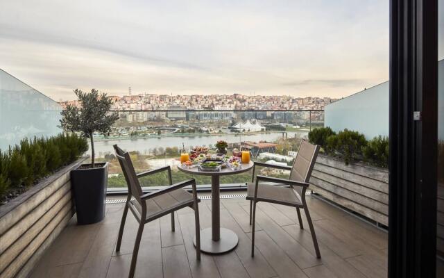 Mövenpick Hotel Istanbul Golden Horn