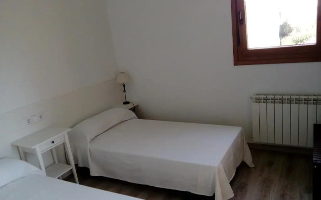 Hornillos Meeting Point (Pilgrim Hostel)