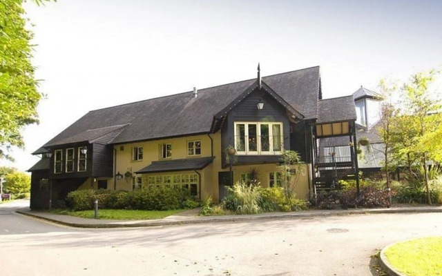 Premier Inn Plymouth East