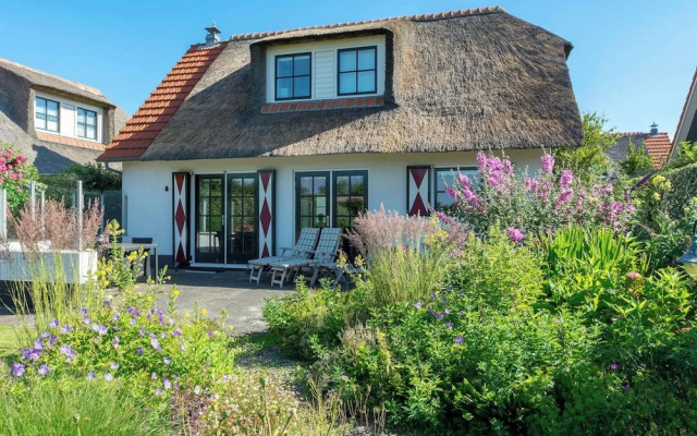 Vacation Villa With Beautyful Garden