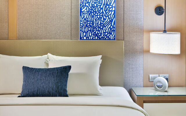 Renaissance Pattaya Resort & Spa