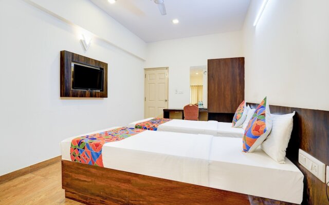 Fabhotel Grk Comforts