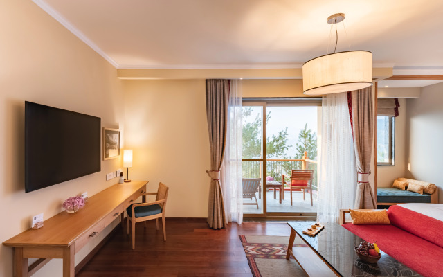Taj Theog Resort & Spa, Shimla