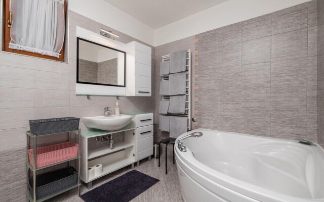 Awesome Home in Cesarica With Wifi and 3 Bedrooms