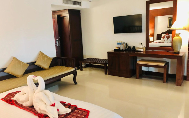 Sabaidee at Lao Hotel