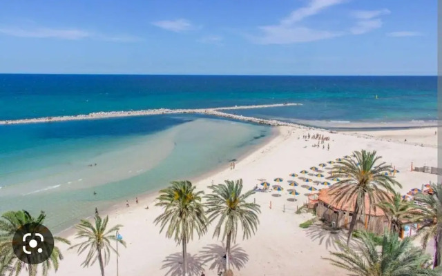 Sea Front Luxury Living Apartment in Sousse