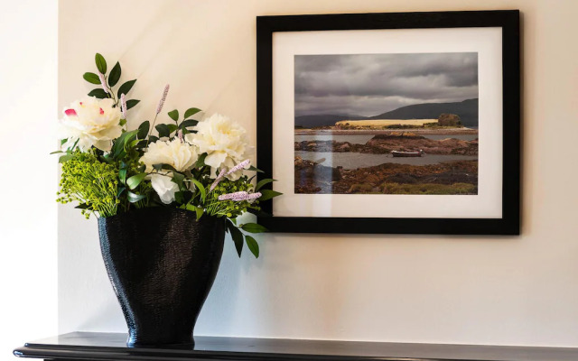 Semi detached house, Kenmare