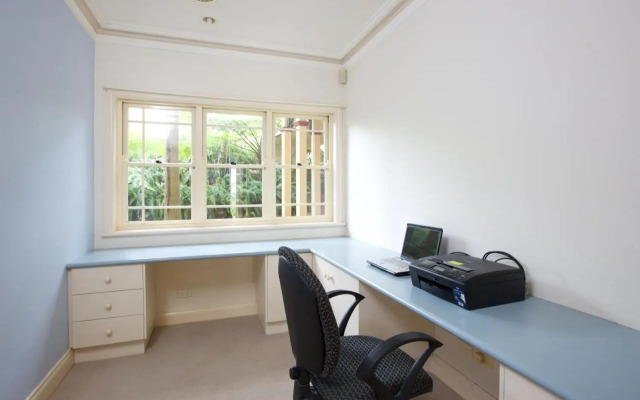 Tranquill Garden Hideaway