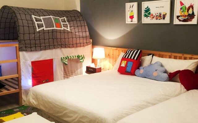 hotelImage