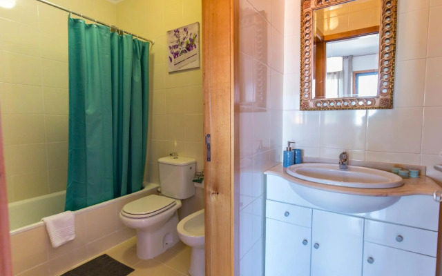 Sunset Relaxing Apt with terrace, parking & bikes