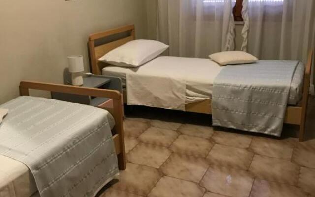 Appartamento luminoso e spazioso al primo piano