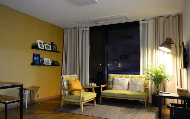 Jeju Clair de Lune Pension