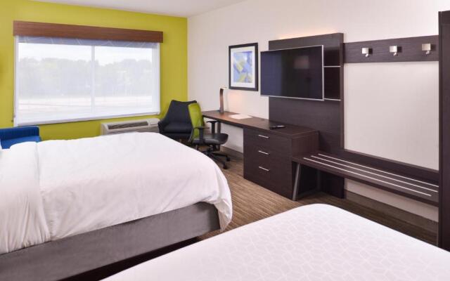 Holiday Inn Express & Suites Mall of America - MSP Airport, an IHG Hotel