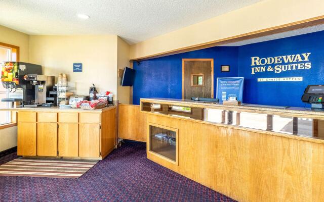 Rodeway Inn & Suites Hwy 217 & 26 W