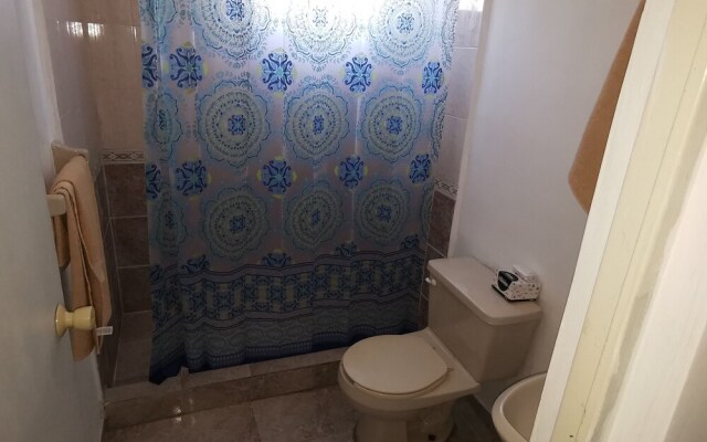 Comfortable House With Excellent Location Come to Gomez