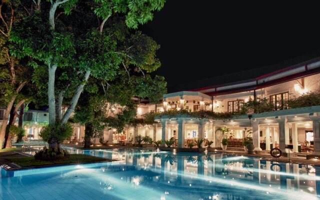 Mahaweli Reach Hotel