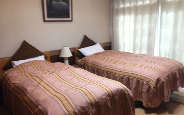 Hakuba West Coast Inn Villa – Guest Rooms – Hakuba