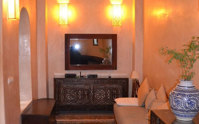 Riad Amaris