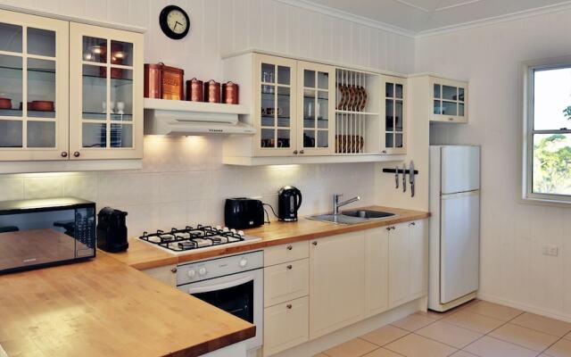 Seasons of Maleny B&B