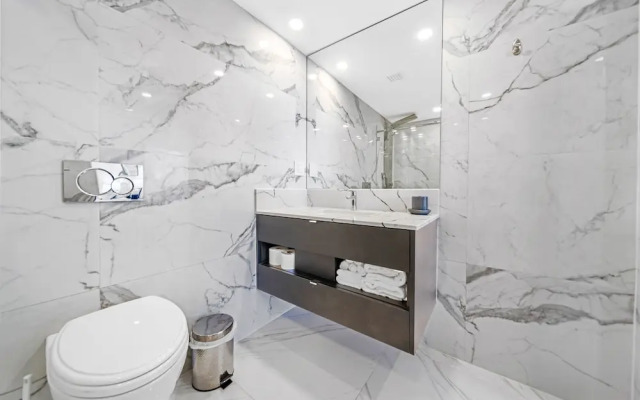Serene and Modern Apartment Centrally Located