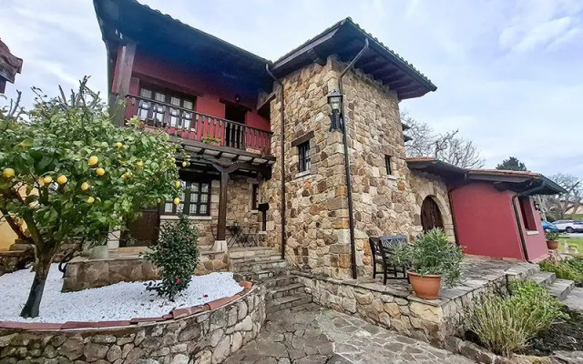 Apartamentos Santillana   Mijares 3000