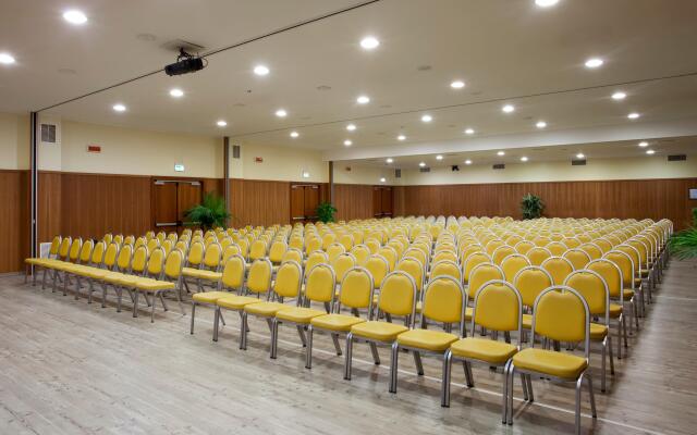 Holiday Inn Cagliari by IHG