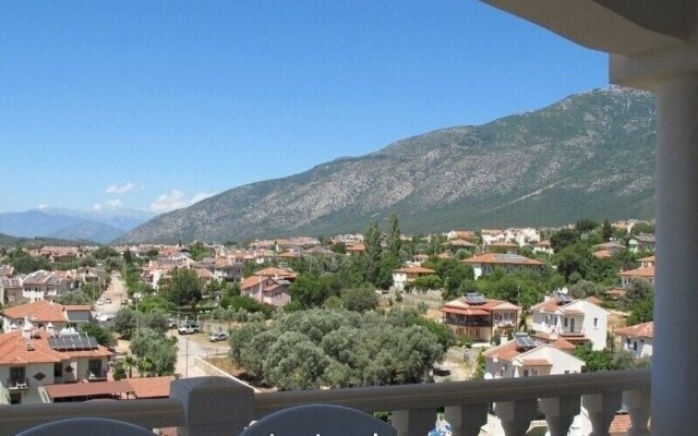 Villa TH18 by JoyLettings