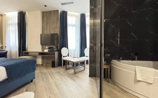 Athens The L7 Str - Luxury Boutique Collection Hotel