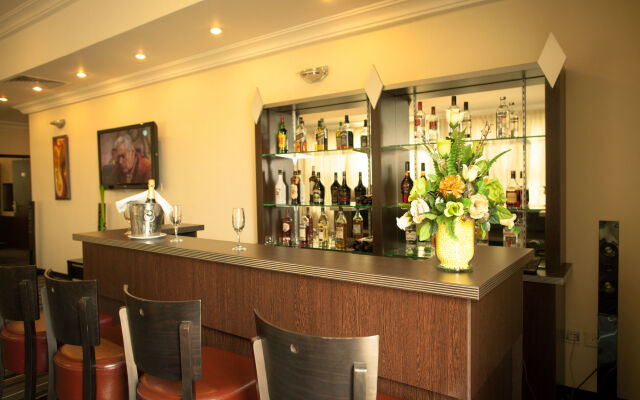 Отель Alisa North Ridge