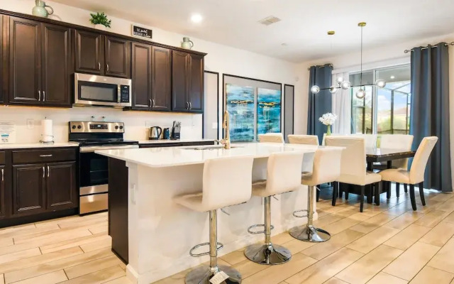 Veranda Palms Lakeview 6br Villa Pool Spa, Disney