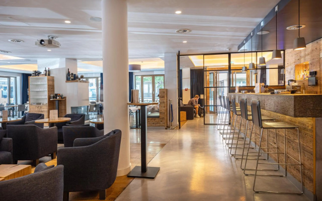 Bayer 89 Vi Vadi Hotel