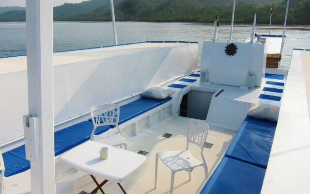 Palawan Secret Cruise