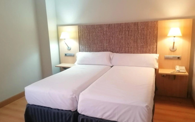 U Hotel Villa - Gomá