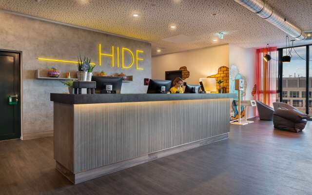 the niu Hide