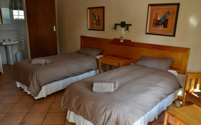 Jacaranda Lodge