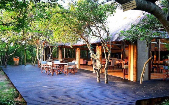 Royal Thonga Safari Lodge