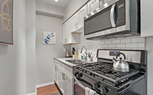 1BR Chic Apt - Dorchester 204