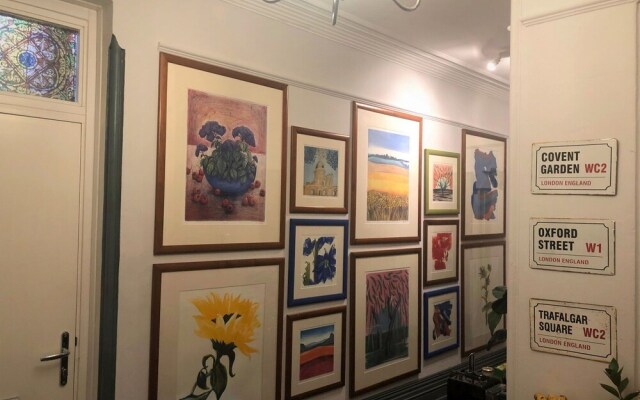 Charing Cross Rooms - B&B