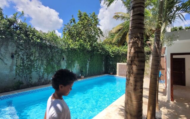 Green Oasis Hotel