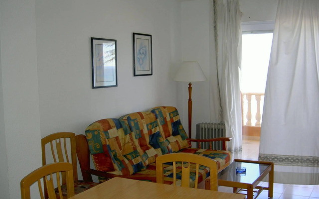 Apartamentos Turísticos Hawaii 4-5
