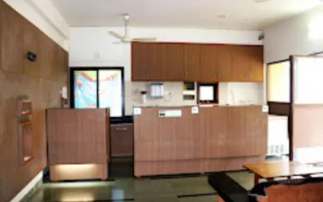 Hotel Devarshi Maheshwar