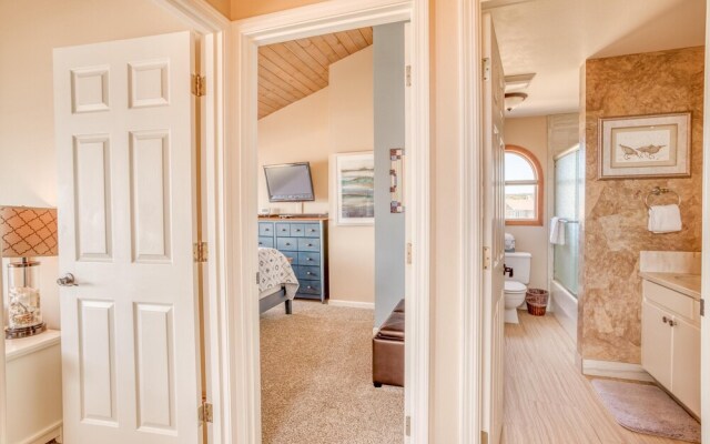 Breakers Beach House #9