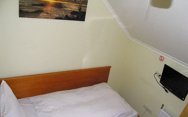 Hotel Restauracja Tawerna Gliwice - ozonujemy pokoje
