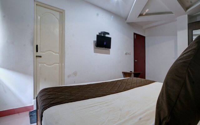 SPOT ON 41143 Hotel Nash Inn