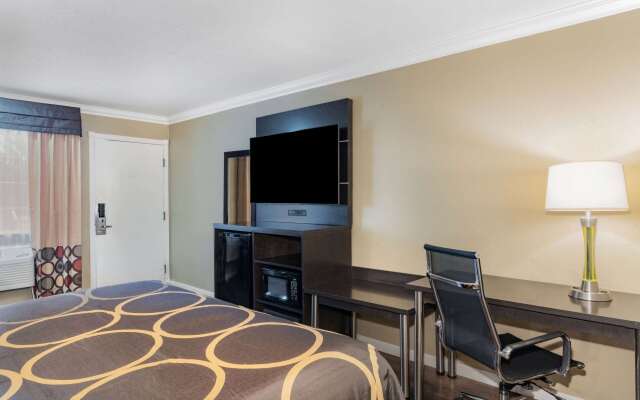 Super 8 by Wyndham Ukiah