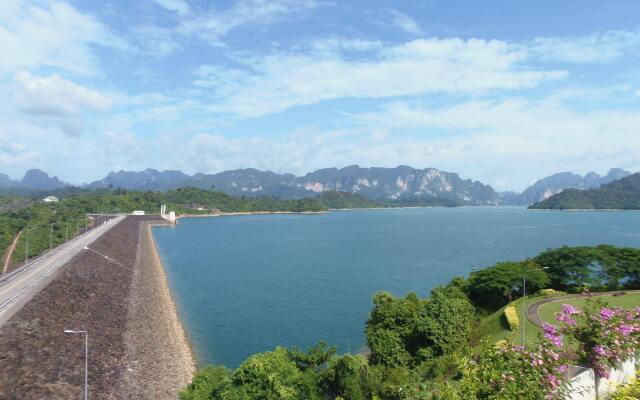 Takhun Mountain View Hotel