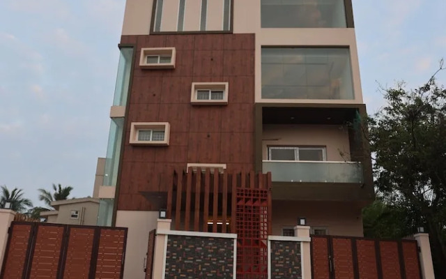 MM Beach House