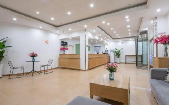 Zhumei Impression Hotel apartment (Qingdao Licang District government store)